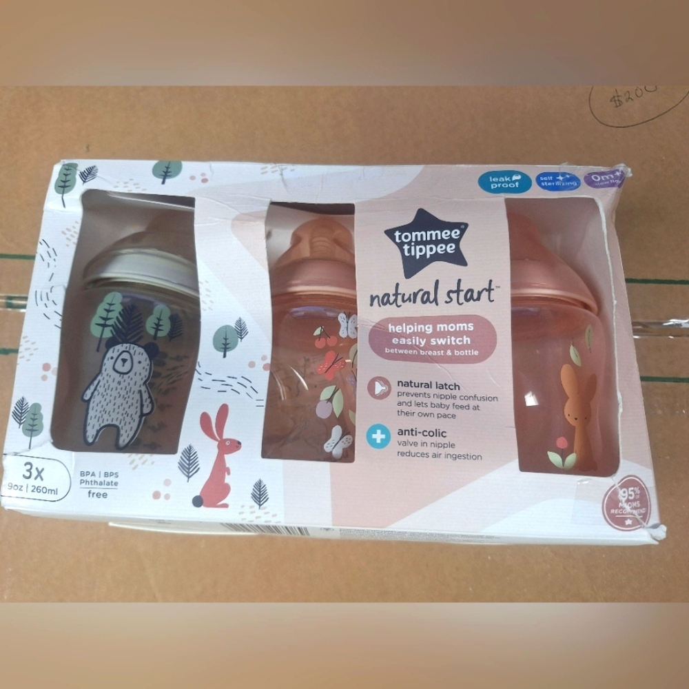 Tommee Tippee Natural Start Anti-Colic Baby Bottle, 9oz, Slow-Flow- New